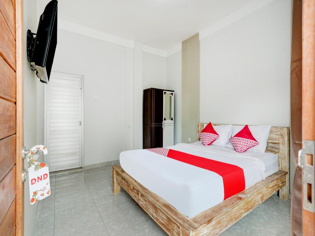Oyo Flagship 90756 Melasti Hills Room & Cafe Унгасан Экстерьер фото